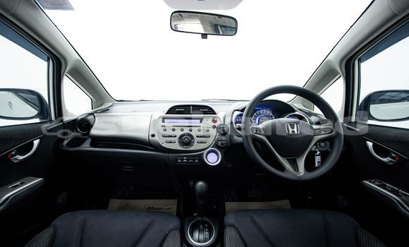 Buy Used Honda Jazz White Car in Bangkok in Bangkok Buy Used Honda Jazz White Car in Bangkok in Bangkok