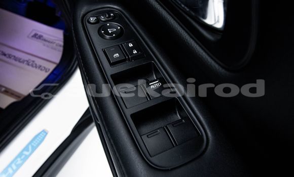 ซื้อ รถมือสอง Honda HR-V ขาว รถยนต์ ใน %{เมือง} ใน กรุงเทพมหานคร ซื้อ รถมือสอง Honda HR-V ขาว รถยนต์ ใน %{เมือง} ใน กรุงเทพมหานคร