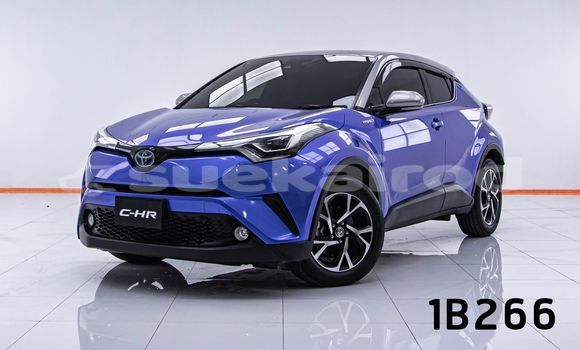 ซื้อ รถมือสอง Toyota C-HR อื่น ๆ รถยนต์ ใน %{เมือง} ใน กรุงเทพมหานคร