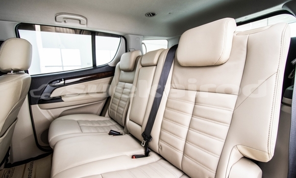 Buy Used Isuzu MU-X Other Car in Bangkok in Bangkok Buy Used Isuzu MU-X Other Car in Bangkok in Bangkok