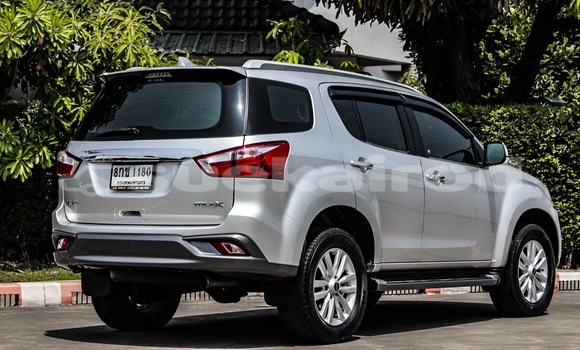ซื้อ รถมือสอง Isuzu MU-X อื่น ๆ รถยนต์ ใน %{เมือง} ใน กรุงเทพมหานคร ซื้อ รถมือสอง Isuzu MU-X อื่น ๆ รถยนต์ ใน %{เมือง} ใน กรุงเทพมหานคร