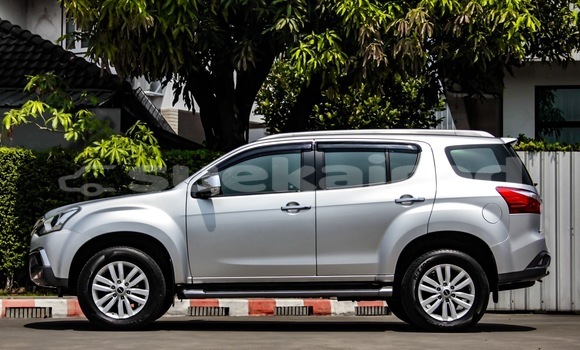 ซื้อ รถมือสอง Isuzu MU-X อื่น ๆ รถยนต์ ใน %{เมือง} ใน กรุงเทพมหานคร ซื้อ รถมือสอง Isuzu MU-X อื่น ๆ รถยนต์ ใน %{เมือง} ใน กรุงเทพมหานคร