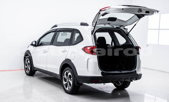 Buy Used Honda BR-V White Car in Bangkok in Bangkok Buy Used Honda BR-V White Car in Bangkok in Bangkok