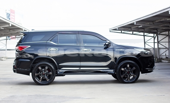 Buy Used Toyota Fortuner Black Car in Bangkok in Bangkok Buy Used Toyota Fortuner Black Car in Bangkok in Bangkok