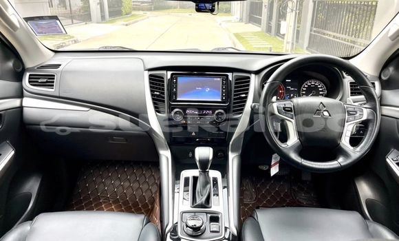 ซื้อ รถมือสอง Mitsubishi Pajero สีดำ รถยนต์ ใน %{เมือง} ใน กรุงเทพมหานคร ซื้อ รถมือสอง Mitsubishi Pajero สีดำ รถยนต์ ใน %{เมือง} ใน กรุงเทพมหานคร