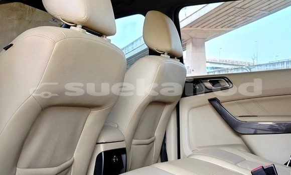 ซื้อ รถมือสอง Ford Everest สีดำ รถยนต์ ใน %{เมือง} ใน กรุงเทพมหานคร ซื้อ รถมือสอง Ford Everest สีดำ รถยนต์ ใน %{เมือง} ใน กรุงเทพมหานคร