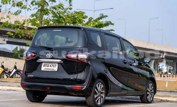 Buy Used Toyota Sienta Black Car in Bangkok in Bangkok Buy Used Toyota Sienta Black Car in Bangkok in Bangkok