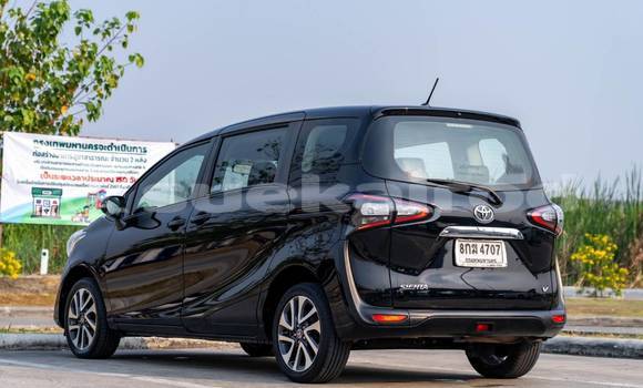Buy Used Toyota Sienta Black Car in Bangkok in Bangkok Buy Used Toyota Sienta Black Car in Bangkok in Bangkok