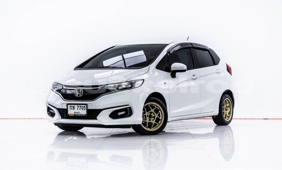ซื้อ รถมือสอง Honda Jazz ขาว รถยนต์ ใน %{เมือง} ใน กรุงเทพมหานคร ซื้อ รถมือสอง Honda Jazz ขาว รถยนต์ ใน %{เมือง} ใน กรุงเทพมหานคร