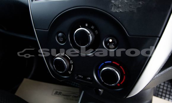 ซื้อ รถมือสอง Nissan Almera สีแดง รถยนต์ ใน %{เมือง} ใน กรุงเทพมหานคร ซื้อ รถมือสอง Nissan Almera สีแดง รถยนต์ ใน %{เมือง} ใน กรุงเทพมหานคร