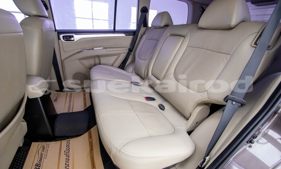 Buy Used Mitsubishi Pajero Sport Brown Car in Bangkok in Bangkok Buy Used Mitsubishi Pajero Sport Brown Car in Bangkok in Bangkok