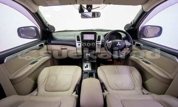 Buy Used Mitsubishi Pajero Sport Brown Car in Bangkok in Bangkok Buy Used Mitsubishi Pajero Sport Brown Car in Bangkok in Bangkok