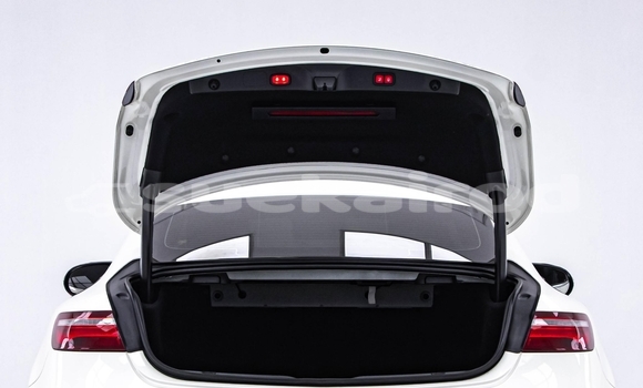 ซื้อ รถมือสอง Mercedes-Benz E-Classe ขาว รถยนต์ ใน %{เมือง} ใน กรุงเทพมหานคร ซื้อ รถมือสอง Mercedes-Benz E-Classe ขาว รถยนต์ ใน %{เมือง} ใน กรุงเทพมหานคร