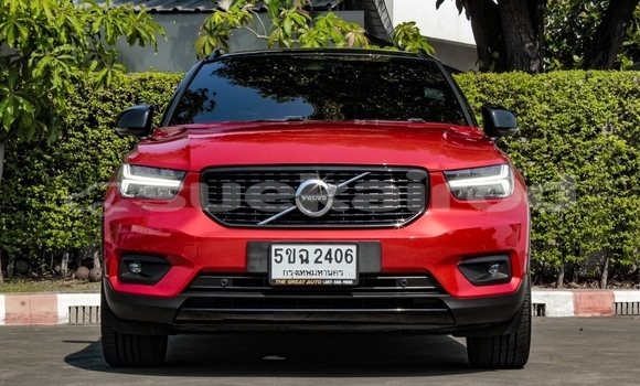 ซื้อ รถมือสอง Volvo XC40 สีแดง รถยนต์ ใน %{เมือง} ใน กรุงเทพมหานคร