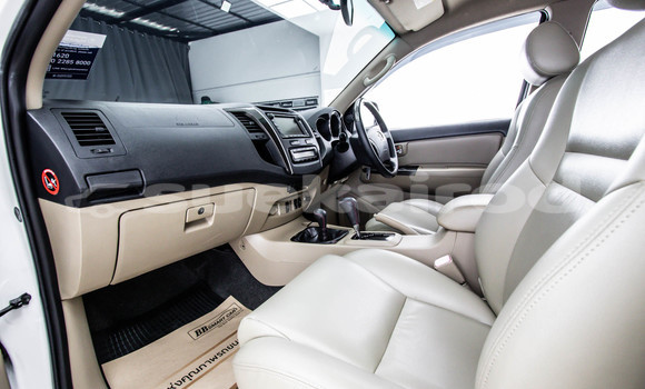 ซื้อ รถมือสอง Toyota Fortuner ขาว รถยนต์ ใน %{เมือง} ใน กรุงเทพมหานคร ซื้อ รถมือสอง Toyota Fortuner ขาว รถยนต์ ใน %{เมือง} ใน กรุงเทพมหานคร