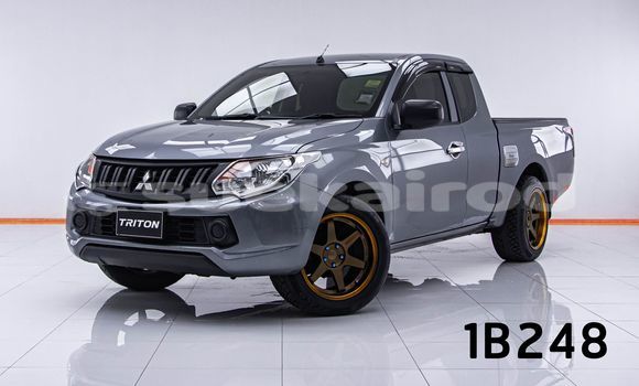 ซื้อ รถมือสอง Mitsubishi Triton อื่น ๆ รถยนต์ ใน %{เมือง} ใน กรุงเทพมหานคร
