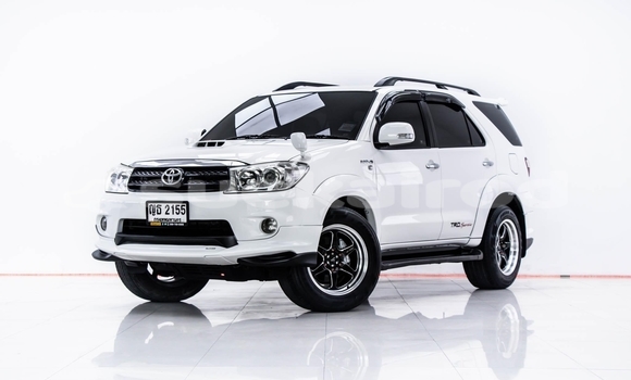 Buy Used Toyota Fortuner White Car in Bangkok in Bangkok Buy Used Toyota Fortuner White Car in Bangkok in Bangkok