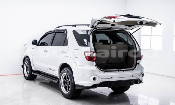Buy Used Toyota Fortuner White Car in Bangkok in Bangkok Buy Used Toyota Fortuner White Car in Bangkok in Bangkok