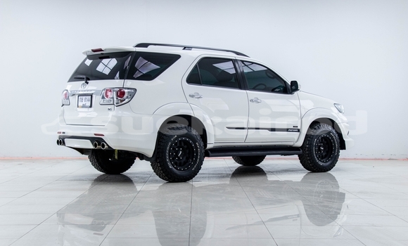 ซื้อ รถมือสอง Toyota Fortuner ขาว รถยนต์ ใน %{เมือง} ใน กรุงเทพมหานคร ซื้อ รถมือสอง Toyota Fortuner ขาว รถยนต์ ใน %{เมือง} ใน กรุงเทพมหานคร