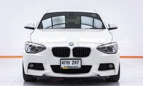 ซื้อ รถมือสอง BMW 1-Series ขาว รถยนต์ ใน %{เมือง} ใน กรุงเทพมหานคร
