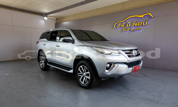 Buy Used Toyota Fortuner Silver Car in Bangkok in Bangkok