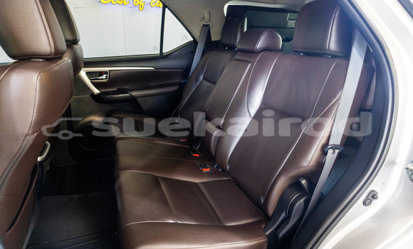 ซื้อ รถมือสอง Toyota Fortuner เงิน รถยนต์ ใน %{เมือง} ใน กรุงเทพมหานคร ซื้อ รถมือสอง Toyota Fortuner เงิน รถยนต์ ใน %{เมือง} ใน กรุงเทพมหานคร