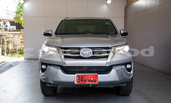 ซื้อ รถมือสอง Toyota Fortuner เงิน รถยนต์ ใน %{เมือง} ใน กรุงเทพมหานคร ซื้อ รถมือสอง Toyota Fortuner เงิน รถยนต์ ใน %{เมือง} ใน กรุงเทพมหานคร
