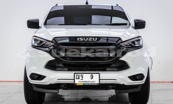 ซื้อ รถมือสอง Isuzu MU-X ขาว รถยนต์ ใน %{เมือง} ใน กรุงเทพมหานคร