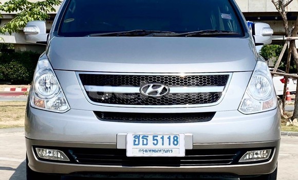 ซื้อ รถมือสอง Hyundai H1 อื่น ๆ รถยนต์ ใน %{เมือง} ใน กรุงเทพมหานคร