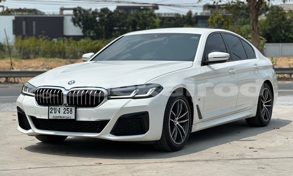 ซื้อ รถมือสอง BMW 5–Series ขาว รถยนต์ ใน %{เมือง} ใน กรุงเทพมหานคร ซื้อ รถมือสอง BMW 5–Series ขาว รถยนต์ ใน %{เมือง} ใน กรุงเทพมหานคร