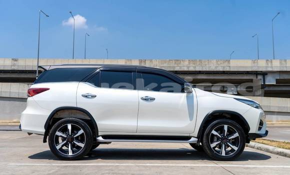 ซื้อ รถมือสอง Toyota Fortuner ขาว รถยนต์ ใน %{เมือง} ใน กรุงเทพมหานคร ซื้อ รถมือสอง Toyota Fortuner ขาว รถยนต์ ใน %{เมือง} ใน กรุงเทพมหานคร
