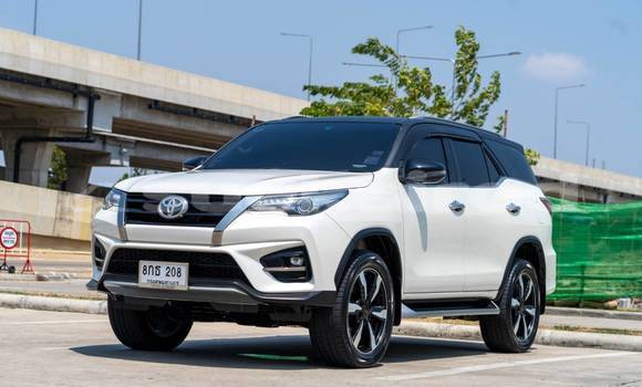 ซื้อ รถมือสอง Toyota Fortuner ขาว รถยนต์ ใน %{เมือง} ใน กรุงเทพมหานคร ซื้อ รถมือสอง Toyota Fortuner ขาว รถยนต์ ใน %{เมือง} ใน กรุงเทพมหานคร