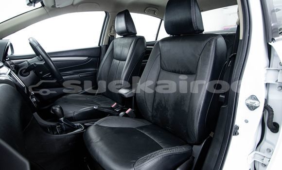 Buy Used Suzuki Ciaz White Car in Bangkok in Bangkok Buy Used Suzuki Ciaz White Car in Bangkok in Bangkok