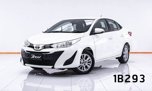 ซื้อ รถมือสอง Toyota Yaris ขาว รถยนต์ ใน %{เมือง} ใน กรุงเทพมหานคร ซื้อ รถมือสอง Toyota Yaris ขาว รถยนต์ ใน %{เมือง} ใน กรุงเทพมหานคร