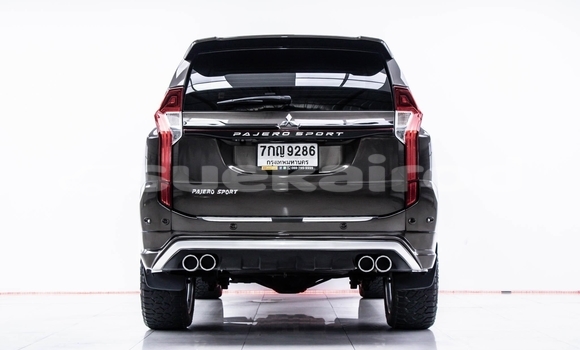 Buy Used Mitsubishi Pajero Sport Brown Car in Bangkok in Bangkok Buy Used Mitsubishi Pajero Sport Brown Car in Bangkok in Bangkok
