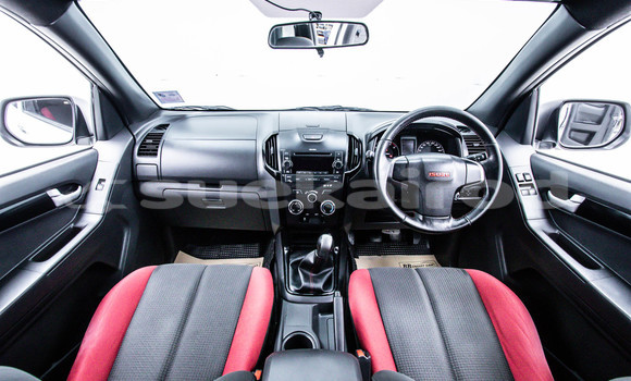 ซื้อ รถมือสอง Isuzu D-Max ขาว รถยนต์ ใน %{เมือง} ใน กรุงเทพมหานคร ซื้อ รถมือสอง Isuzu D-Max ขาว รถยนต์ ใน %{เมือง} ใน กรุงเทพมหานคร