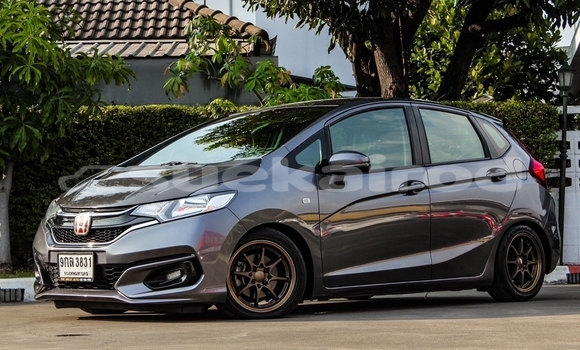 Buy Used Honda Jazz Other Car in Bangkok in Bangkok Buy Used Honda Jazz Other Car in Bangkok in Bangkok