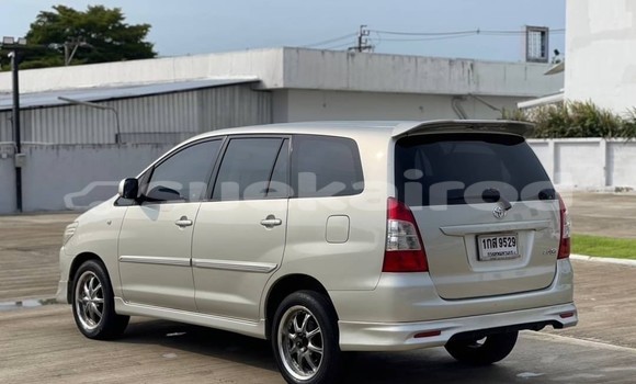 ซื้อ รถมือสอง Toyota Innova สีน้ำตาล รถยนต์ ใน %{เมือง} ใน กรุงเทพมหานคร ซื้อ รถมือสอง Toyota Innova สีน้ำตาล รถยนต์ ใน %{เมือง} ใน กรุงเทพมหานคร