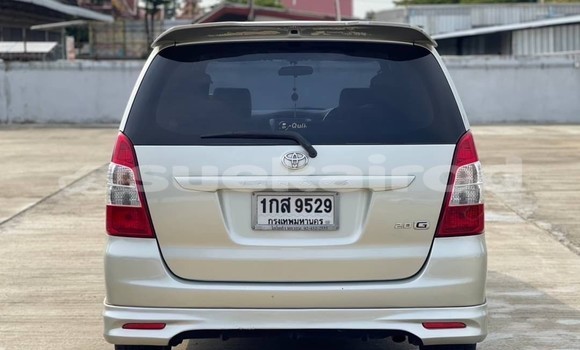 ซื้อ รถมือสอง Toyota Innova สีน้ำตาล รถยนต์ ใน %{เมือง} ใน กรุงเทพมหานคร ซื้อ รถมือสอง Toyota Innova สีน้ำตาล รถยนต์ ใน %{เมือง} ใน กรุงเทพมหานคร