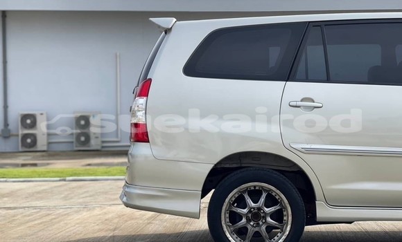 ซื้อ รถมือสอง Toyota Innova สีน้ำตาล รถยนต์ ใน %{เมือง} ใน กรุงเทพมหานคร ซื้อ รถมือสอง Toyota Innova สีน้ำตาล รถยนต์ ใน %{เมือง} ใน กรุงเทพมหานคร