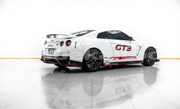 Buy Used Nissan GT-R R35 White Car in Bangkok in Bangkok Buy Used Nissan GT-R R35 White Car in Bangkok in Bangkok
