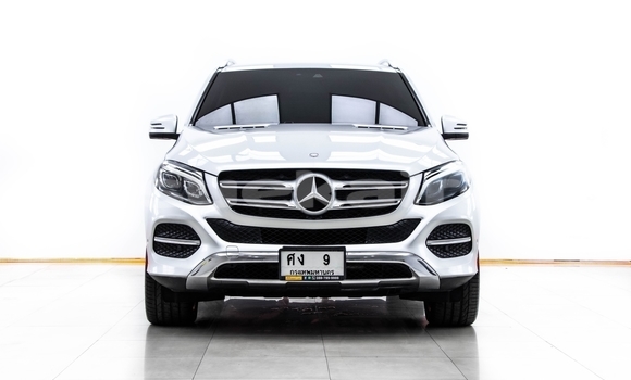 ซื้อ รถมือสอง Mercedes‒Benz GLK–Class อื่น ๆ รถยนต์ ใน %{เมือง} ใน กรุงเทพมหานคร