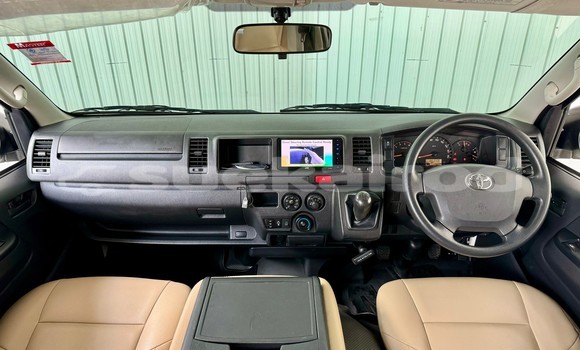 ซื้อ รถมือสอง Toyota Commuter ขาว รถยนต์ ใน %{เมือง} ใน กรุงเทพมหานคร ซื้อ รถมือสอง Toyota Commuter ขาว รถยนต์ ใน %{เมือง} ใน กรุงเทพมหานคร