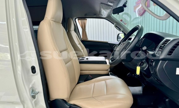 ซื้อ รถมือสอง Toyota Commuter ขาว รถยนต์ ใน %{เมือง} ใน กรุงเทพมหานคร ซื้อ รถมือสอง Toyota Commuter ขาว รถยนต์ ใน %{เมือง} ใน กรุงเทพมหานคร