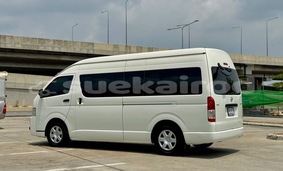 ซื้อ รถมือสอง Toyota Commuter ขาว รถยนต์ ใน %{เมือง} ใน กรุงเทพมหานคร ซื้อ รถมือสอง Toyota Commuter ขาว รถยนต์ ใน %{เมือง} ใน กรุงเทพมหานคร