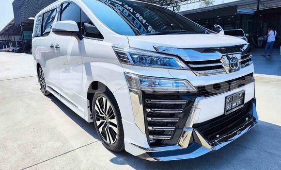 ซื้อ รถมือสอง Toyota Vellfire ขาว รถยนต์ ใน %{เมือง} ใน กรุงเทพมหานคร
