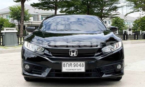 ซื้อ รถมือสอง Honda Civic สีดำ รถยนต์ ใน %{เมือง} ใน กรุงเทพมหานคร