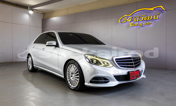 ซื้อ รถมือสอง Mercedes-Benz E-Classe เงิน รถยนต์ ใน %{เมือง} ใน กรุงเทพมหานคร ซื้อ รถมือสอง Mercedes-Benz E-Classe เงิน รถยนต์ ใน %{เมือง} ใน กรุงเทพมหานคร