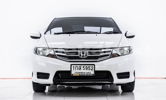 Buy Used Honda City White Car in Bangkok in Bangkok