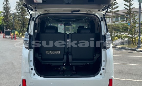 ซื้อ รถมือสอง Toyota Vellfire ขาว รถยนต์ ใน %{เมือง} ใน กรุงเทพมหานคร ซื้อ รถมือสอง Toyota Vellfire ขาว รถยนต์ ใน %{เมือง} ใน กรุงเทพมหานคร